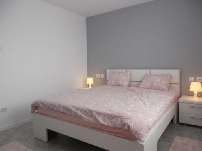 Apartament Tanya Targoviste Eksteriør bilde